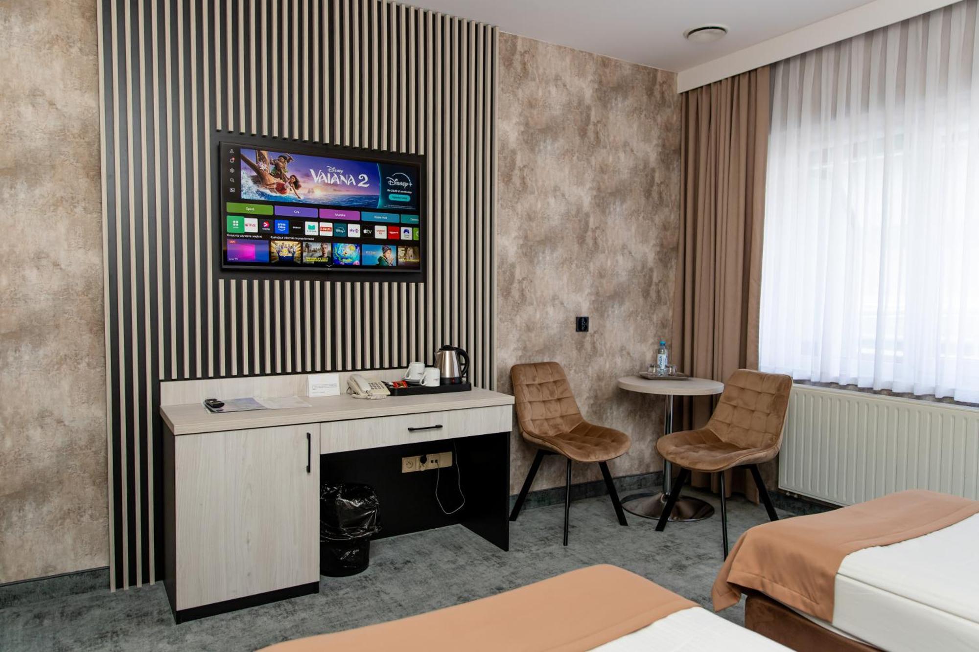 Hotel Aquarius Restaurant Wellness Spa 시에초시네크 외부 사진
